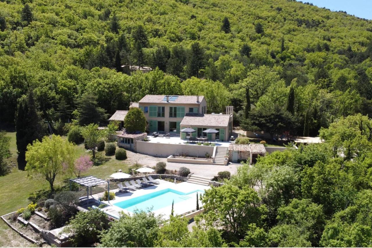 Vila Magnifique Propriete Avec Vues Panoramiques Et Piscine Privee Auribeau Exteriér fotografie